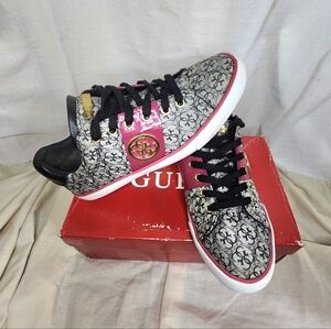 Guess Marbela Women Canvas Fashion Sneakers Color Pink/Blk Size 9.5